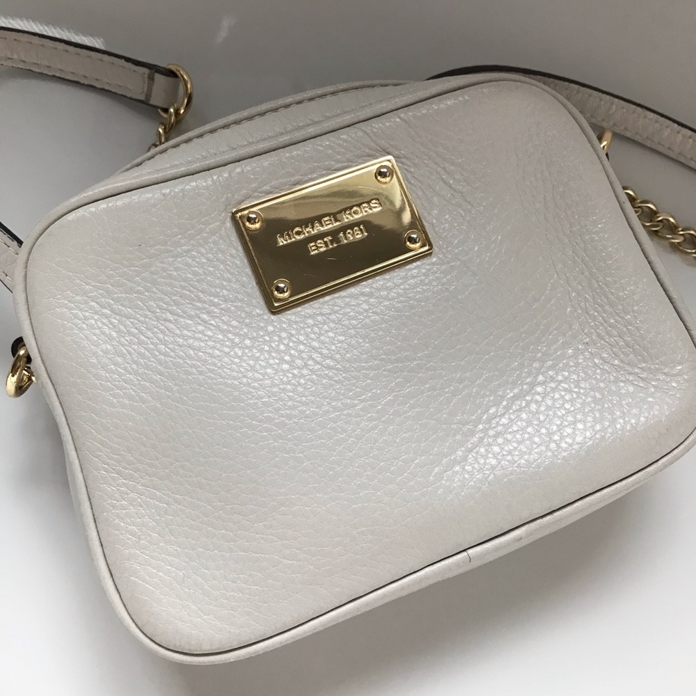 Michael Kors crossbody leather bag.